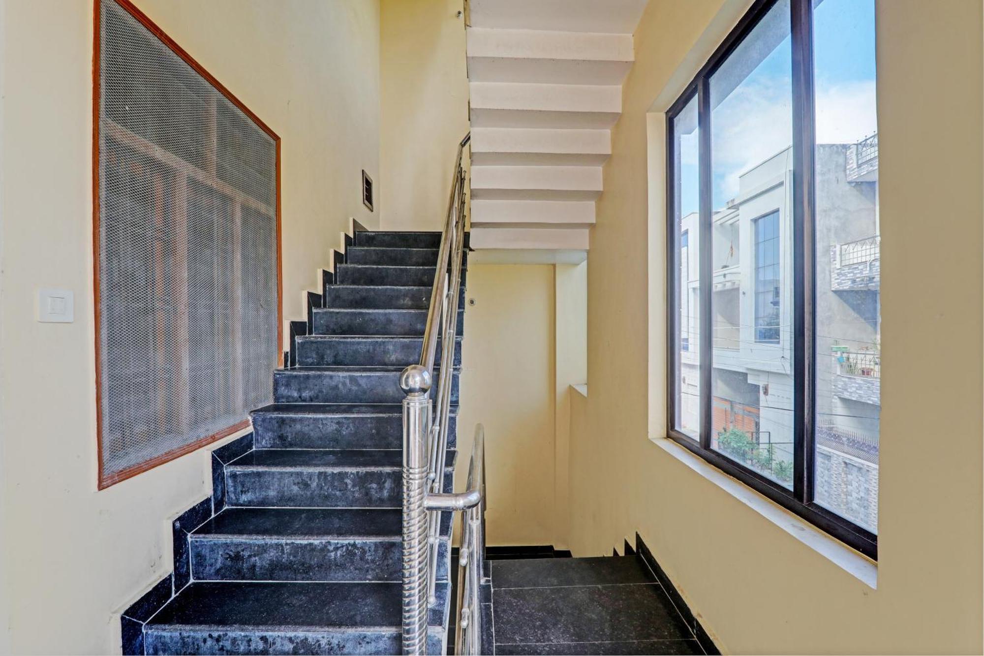 Hotel O Drip Inn Lucknow Eksteriør bilde